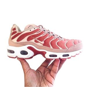 Nike Air Max Plus LX